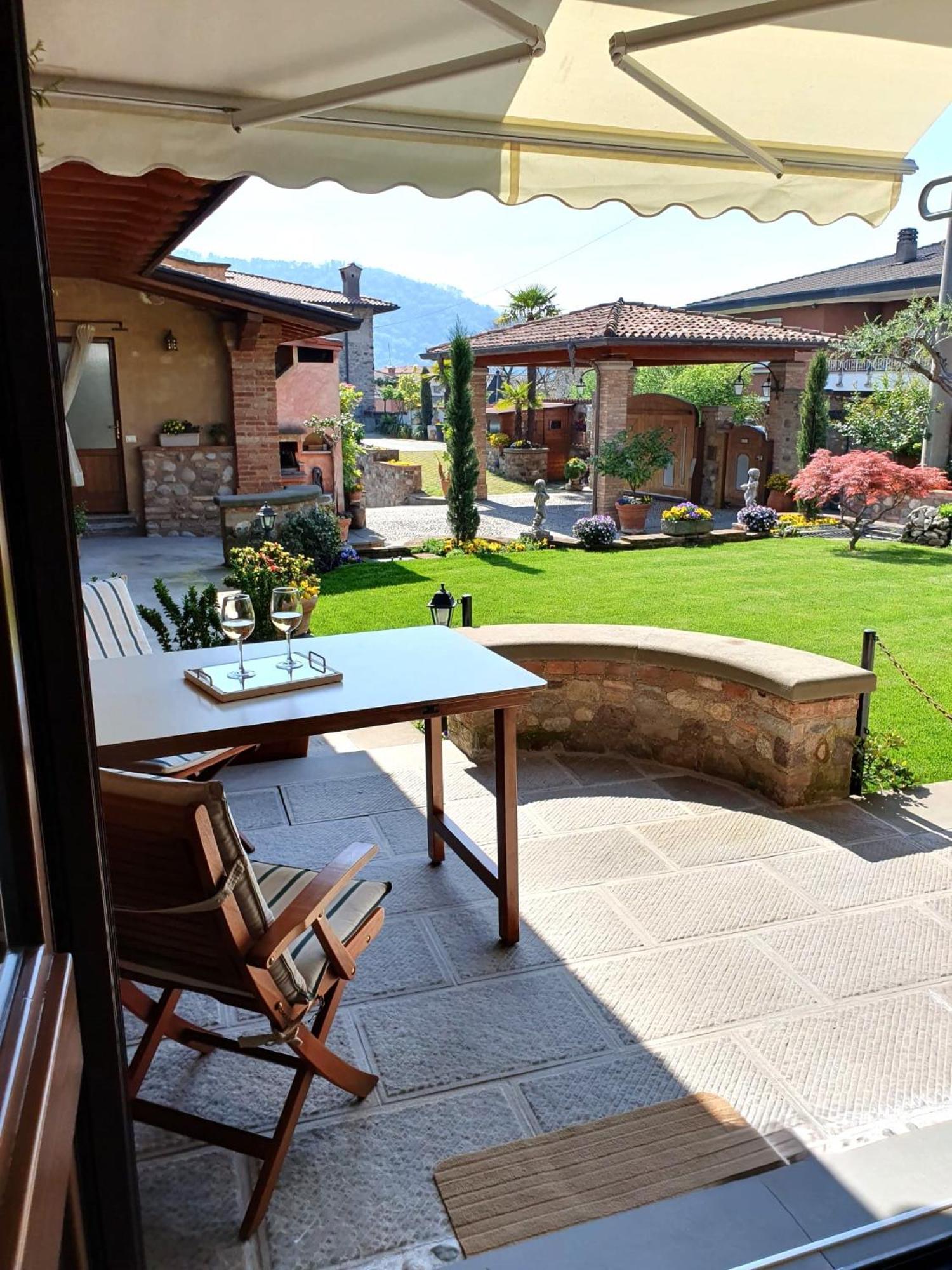 Ferienwohnung La Corte Del Bona - Vicino Alle Cantine E A Circa 15 Minuti Dal Lago Di Iseo - Erbusco Exterior foto